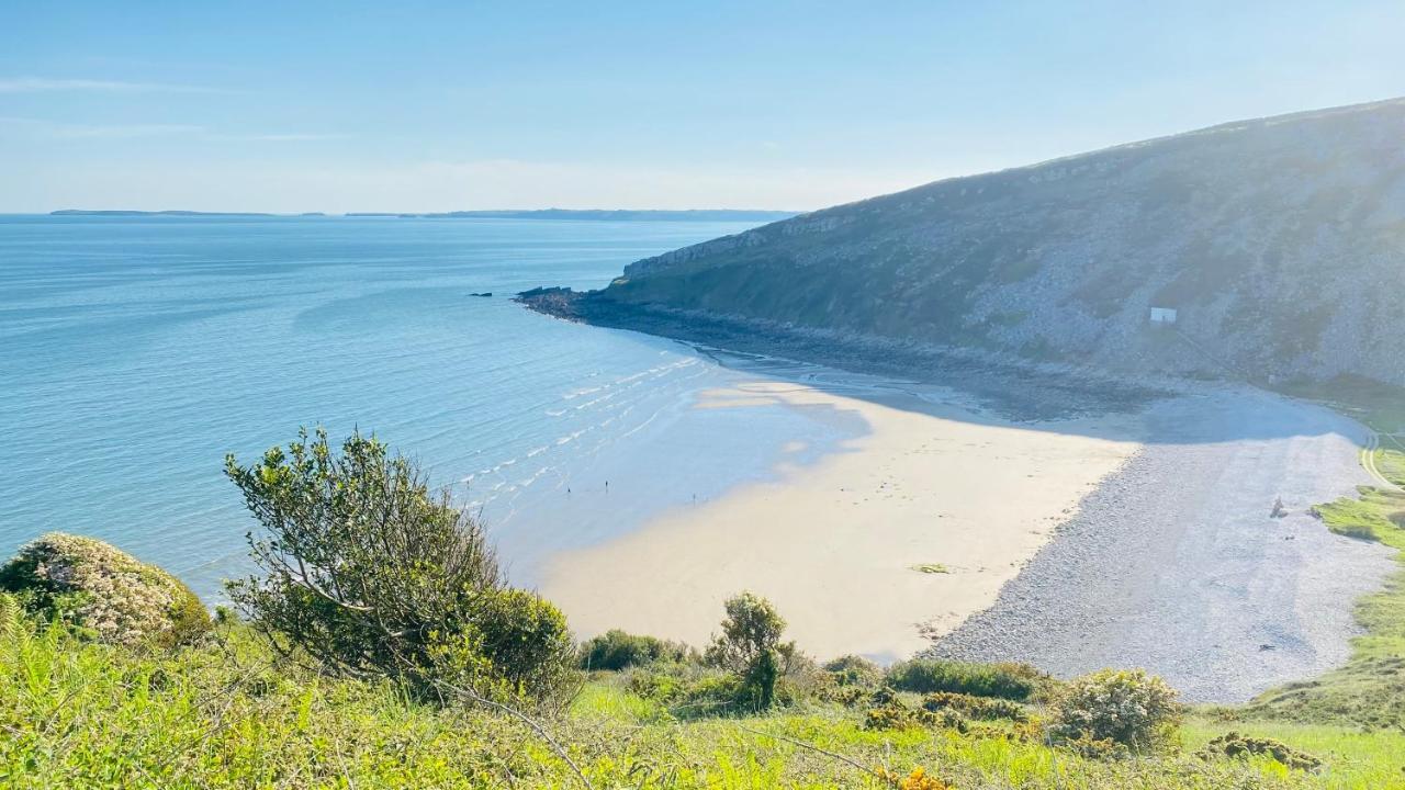 Gordy Hall -Sea Facing Welsh Cottage With Stunning Views Pendine Kültér fotó