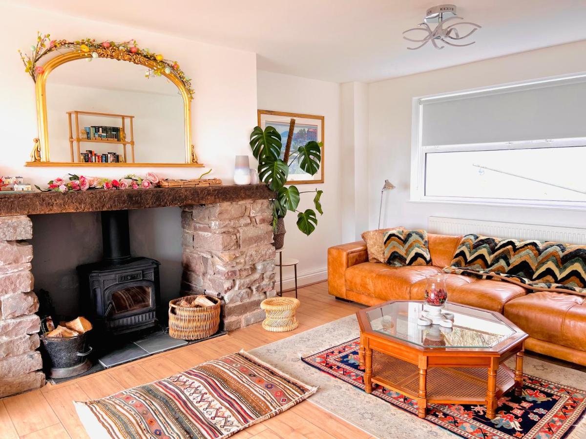 Gordy Hall -Sea Facing Welsh Cottage With Stunning Views Pendine Kültér fotó